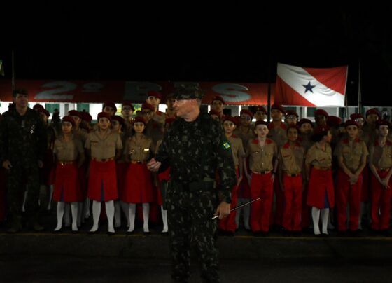 Na noite de 16 de abril, o Comando Militar do Norte (CMN) realizou, no 2º Batalhão de Infantaria de Selva (2º BIS), a Formatura Alusiva ao Dia do Exército.