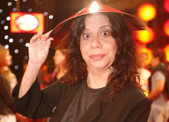 Em dificuldades financeiras, a atriz Maria Gladys contou em entrevista ao Domingo Espetacular (Record) que nunca teve como hábito guardar dinheiro
