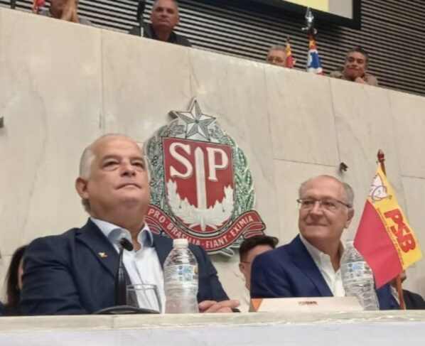 Ministros Márcio França e Geraldo Alckmin participam de evento do PSB em SP neste sábado (26/4) - Metrópoles