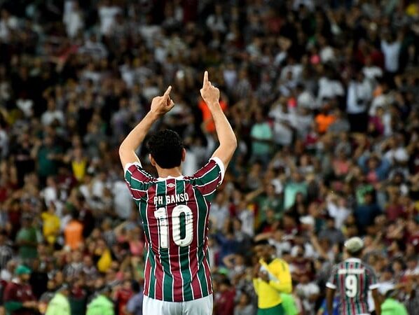 O meia paraense Paulo Henrique Ganso está disponível para atuar pelo Fluminense após superar um tratamento médico.