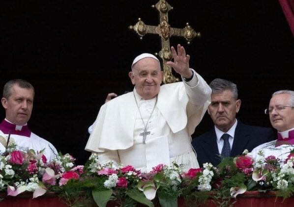 Nesta segunda-feira (21), o Vaticano confirmou o falecimento do Papa Francisco, aos 88 anos.