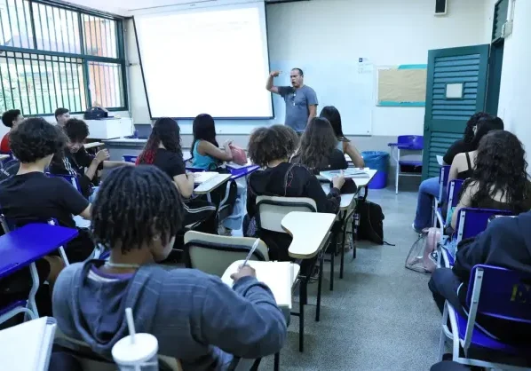 Confirma Notícia
