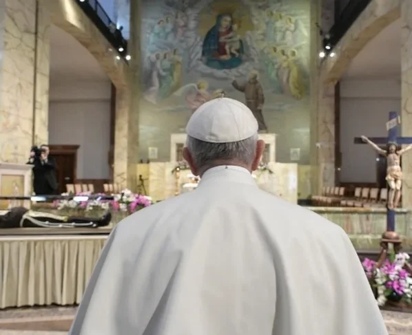 Com a morte de Francisco, ocorrida nesta segunda-feira (21), aos 88 anos, a pergunta que ronda o Vaticano é uma só: quem será o próximo papa?