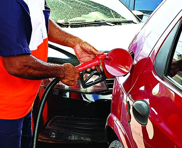 A gasolina se manteve estável, com preço médio de R$ 6,83 — o menor valor registrado em toda a região Norte.