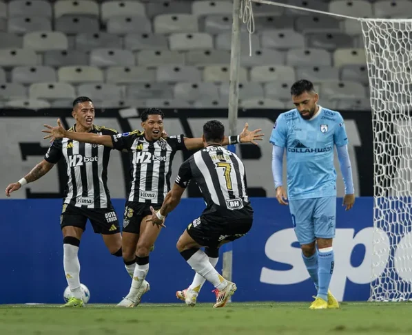 Rony e Hulk deram início à goleada, enquanto Natanael e Scarpa completaram