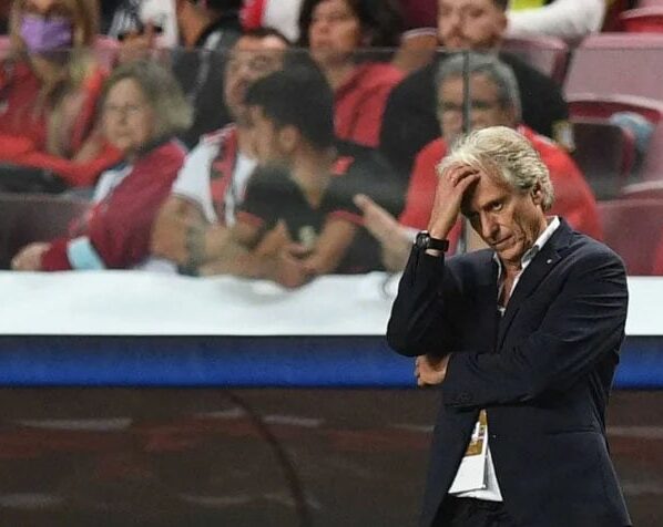 O Al-Hilal demitiu hoje o técnico Jorge Jesus, um dos alvos da CBF para assumir a seleção brasileira. A informação foi divulgada pelo jornal Arriyadiyah