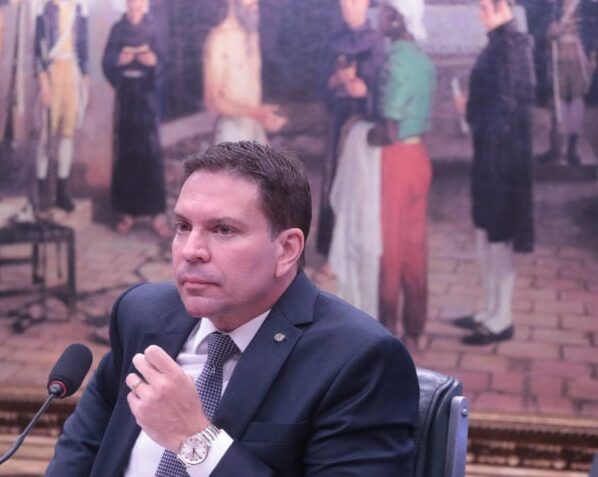 Alexandre Ramagem (PL-RJ) em análise de recurso na CCJ da Câmara, contra ação penal que responde no STF