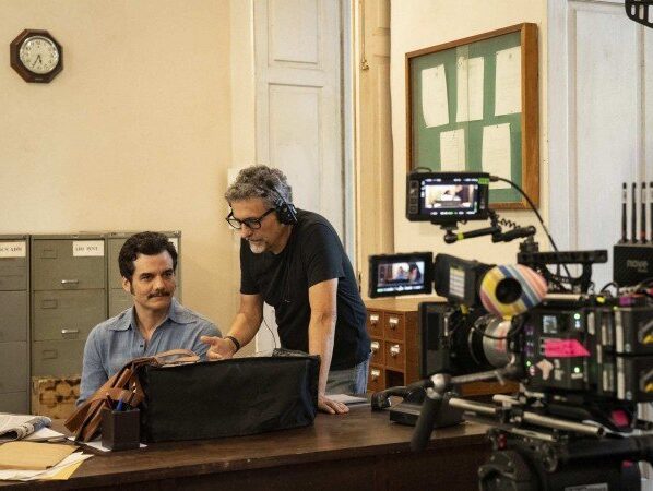 Cena do filme O agente secreto, com Kleber Mendonça Filho e Wagner Moura -  (crédito:  Victor Juca/Divulgacao)