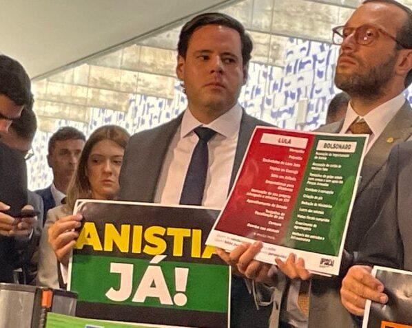 Deputados favoráveis ao PL da anistia