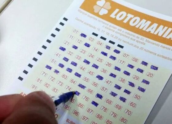 Os resultados dos sorteios da Lotomania são divulgados três vezes por semana, às segundas, quartas e sextas-feiras, sempre às 20 horas.