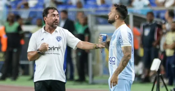 Giovanni brilha no clássico Re-Pa, marcando um gol decisivo e garantindo o empate para sua equipe no Mangueirão.