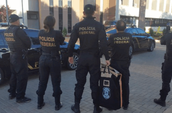 Agentes da Polícia Federal em Operação