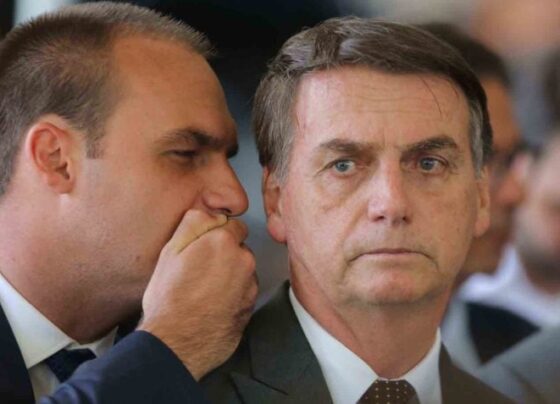Jair Bolsonaro e Eduardo Bolsonaro