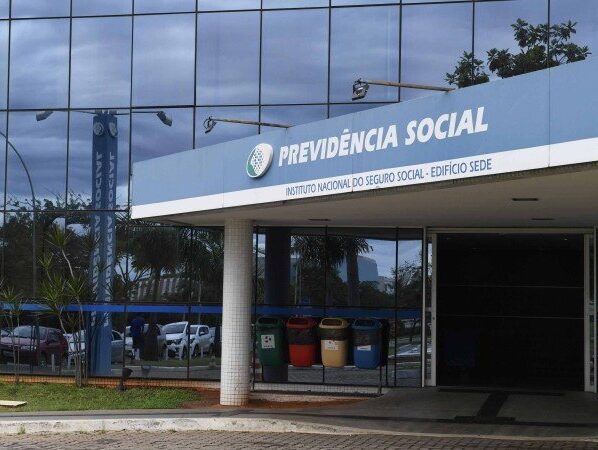 Denúncias sobre desfalques em benefícios de segurados circulavam entre os dirigentes do INSS e do ministério -  (crédito: Pedro França/Agência Senado)