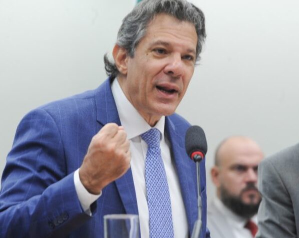 Na imagem acima, Haddad na audiência pública realizada na 4ª feira (11.jun.2025)