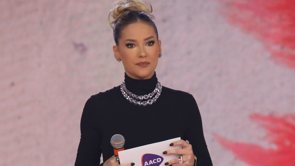 Virginia Fonseca no SBT